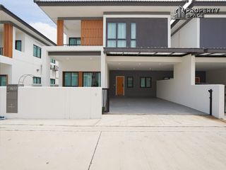 出售 4 卧室 独立屋 在 Bang Lamung, Chon Buri