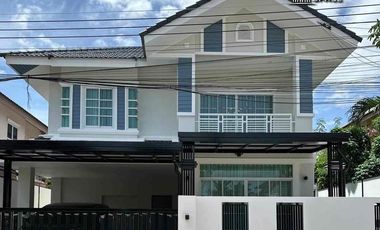 À louer et à vendre 4 chambres maison à Bang Lamung, Chonburi