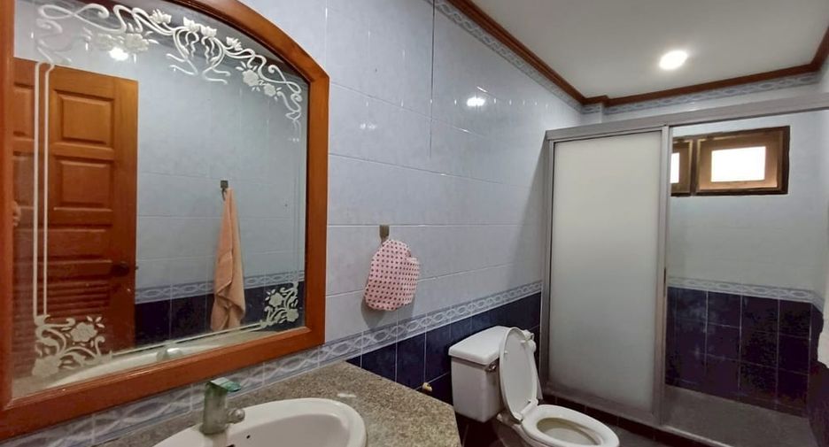 出售 4 卧室 独立屋 在 Bang Lamung, Chon Buri