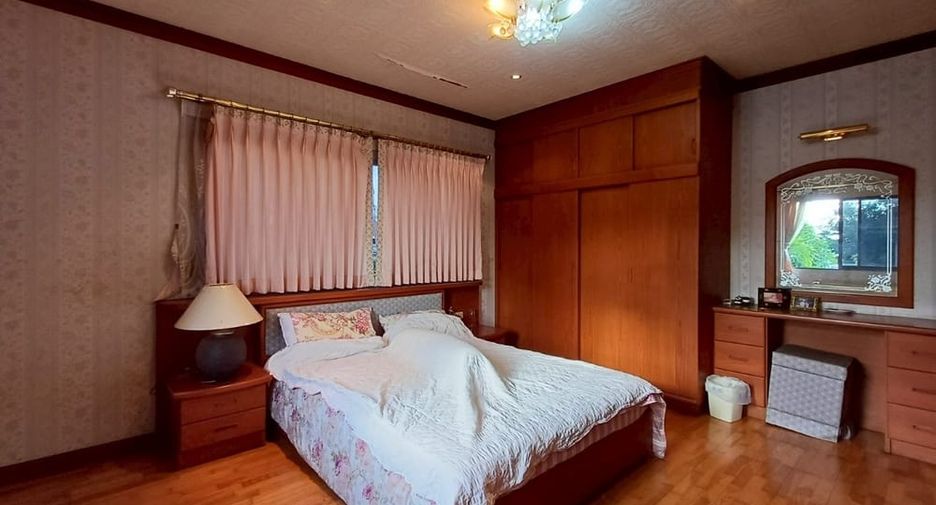 出售 4 卧室 独立屋 在 Bang Lamung, Chon Buri