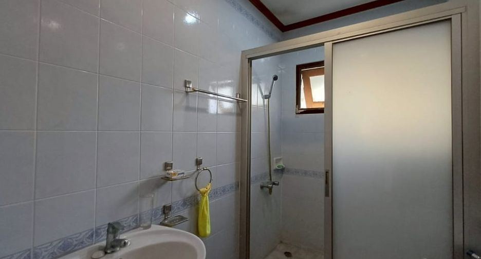 出售 4 卧室 独立屋 在 Bang Lamung, Chon Buri