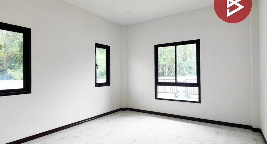À vendre 3 chambres maison à Kamphaeng Saen, Nakhon Pathom