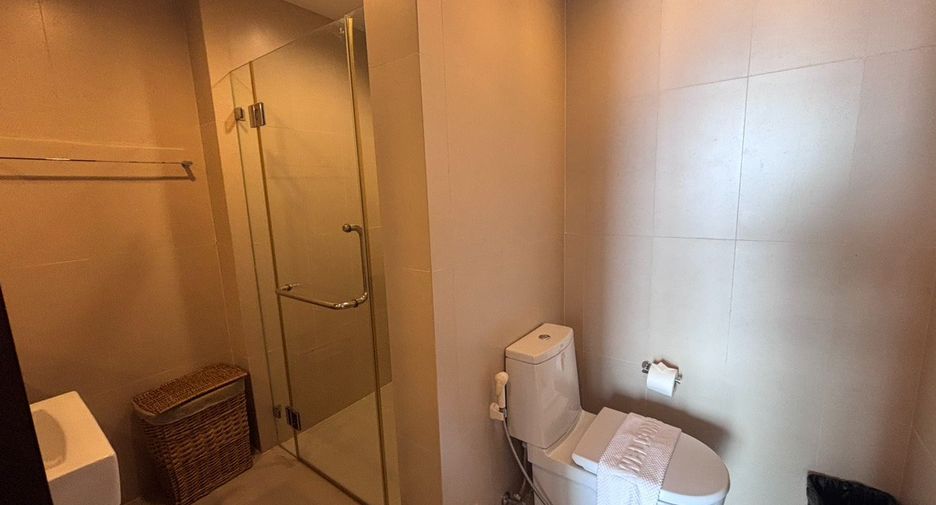 For sale 1 bed condo in Klaeng, Rayong