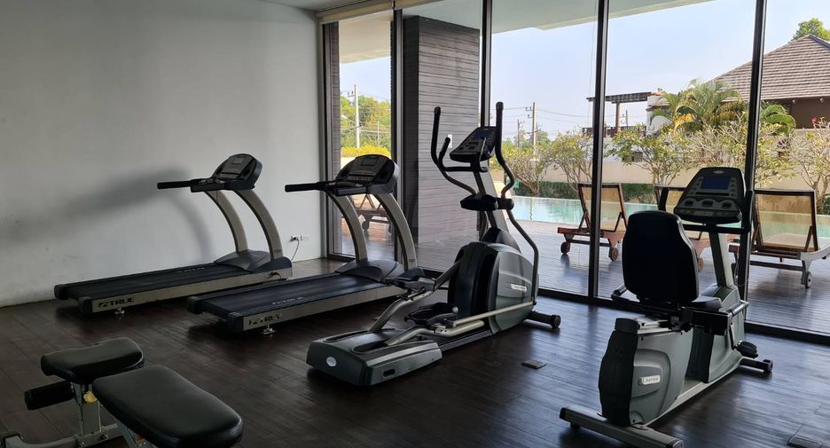 For sale 1 bed condo in Klaeng, Rayong