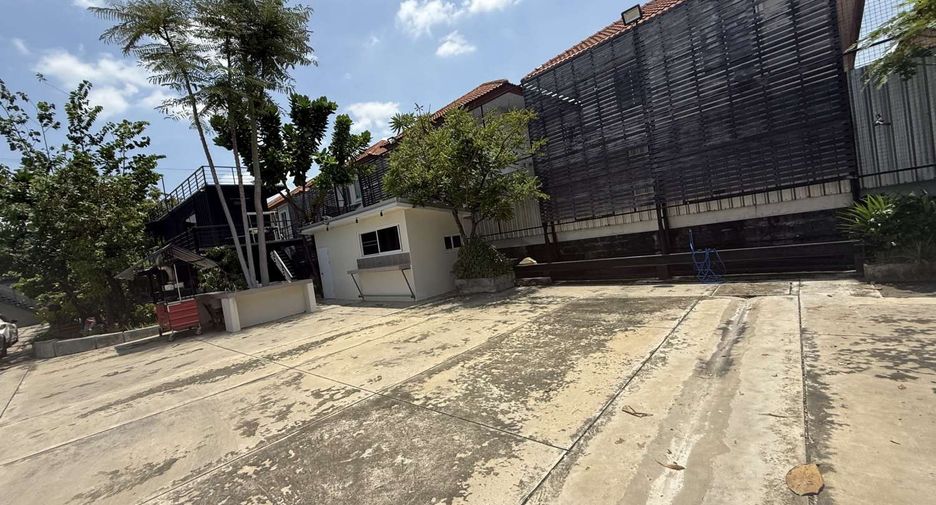 Terreno en alquiler en Min Buri, Bangkok