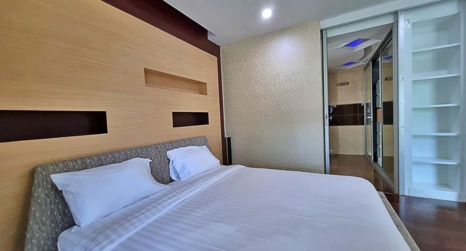 À louer 6 chambres villa à Bang Lamung, Chonburi
