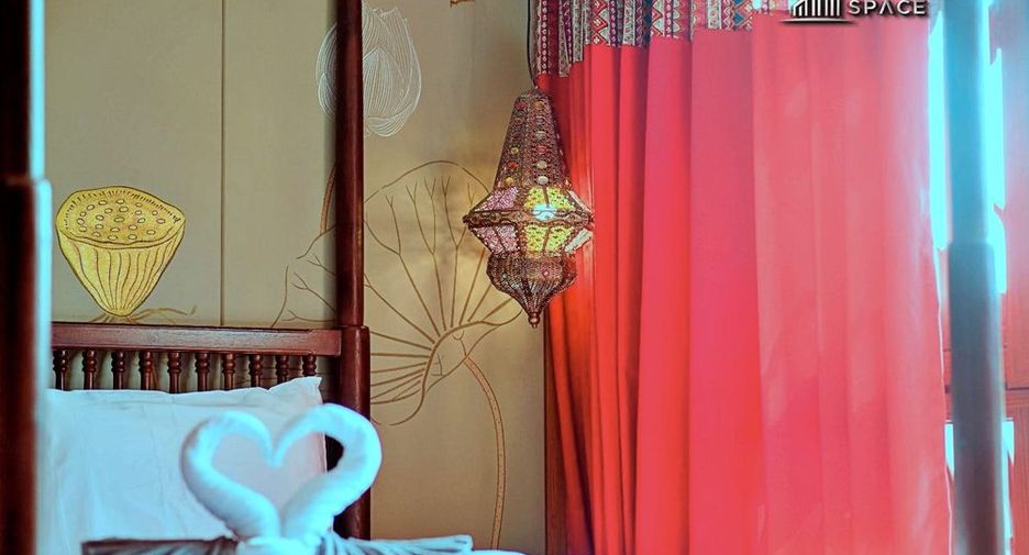 Villa en alquiler de 7 habitaciones en Bang Lamung, Chonburi