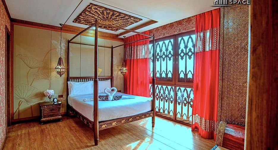 Villa en alquiler de 7 habitaciones en Bang Lamung, Chonburi