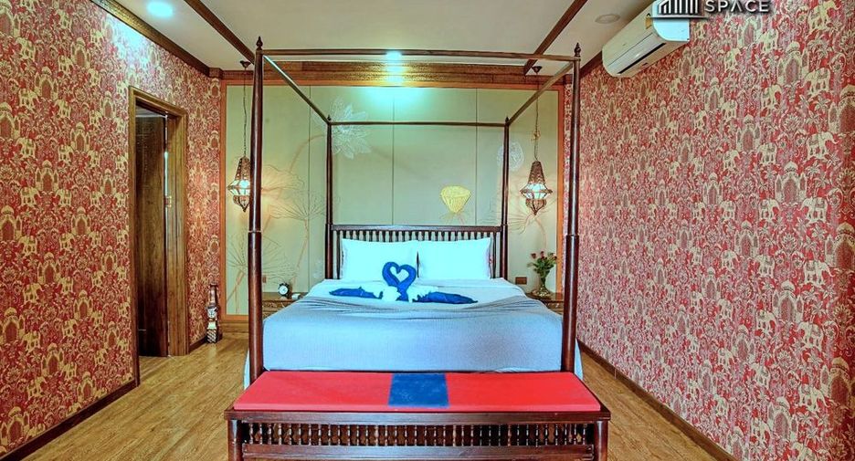 Villa en alquiler de 7 habitaciones en Bang Lamung, Chonburi