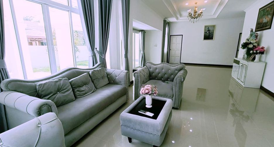 For rent 3 bedrooms house in Bang Lamung, Chonburi