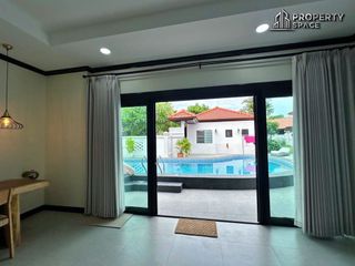 À louer et à vendre 4 chambres villa à Bang Lamung, Chonburi