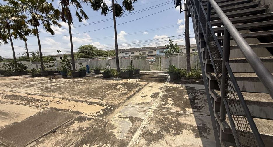 Terreno en alquiler en Min Buri, Bangkok