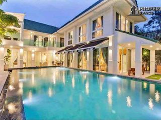 For rent 5 bedrooms villa in Bang Lamung, Chonburi