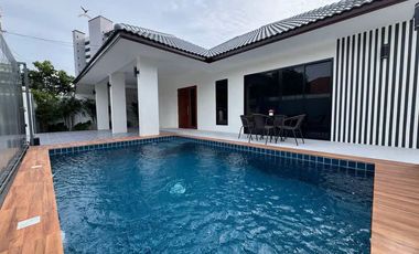 À louer 4 chambres maison à Jomtien, Pattaya
