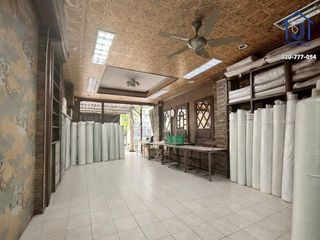 Local comercial en venta de 2 habitaciones en Khan Na Yao, Bangkok