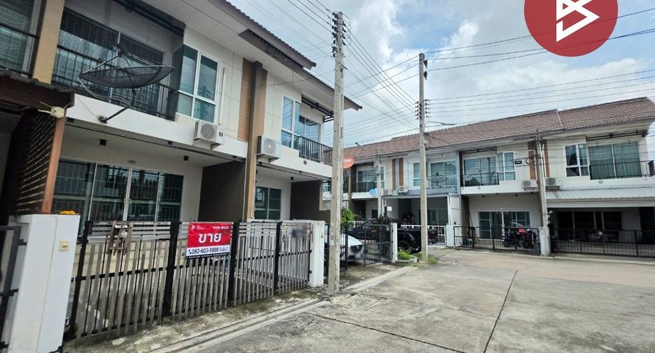 Reihenhaus zum Kauf mit 2 Zimmer in Si Racha, Chonburi
