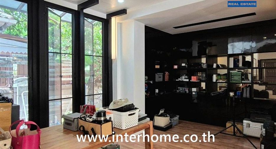 À vendre 2 chambres maison à Mueang Nonthaburi, Nonthaburi