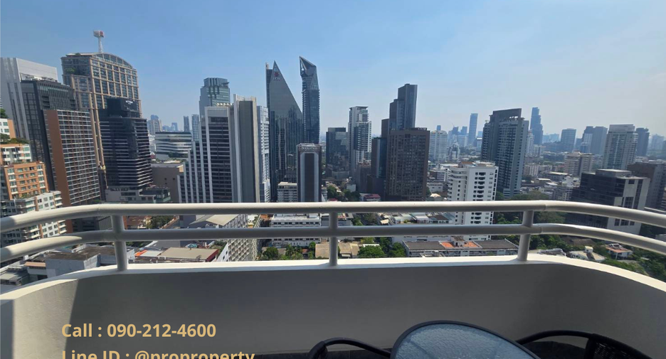 For sale 3 bedrooms condo in Khlong Toei, Bangkok