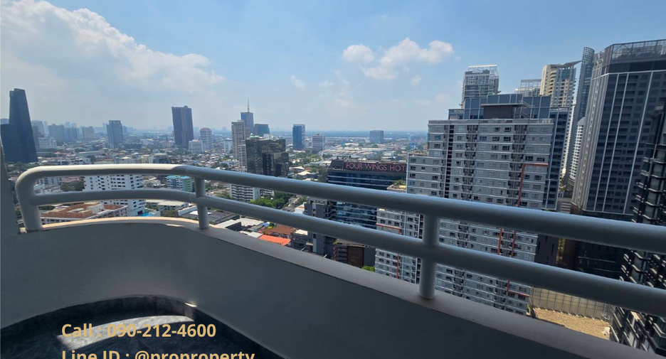 For sale 3 bedrooms condo in Khlong Toei, Bangkok