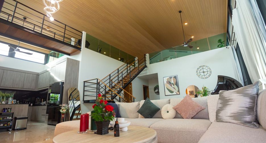 Villa zum Kauf mit 4 Zimmer in Mueang Phuket, Phuket