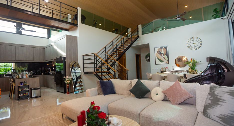Villa zum Kauf mit 4 Zimmer in Mueang Phuket, Phuket