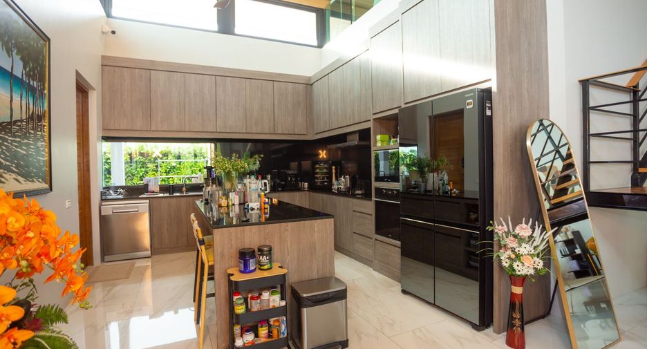 Villa zum Kauf mit 4 Zimmer in Mueang Phuket, Phuket