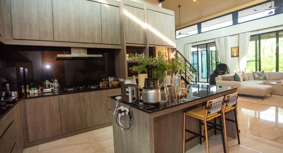 Villa zum Kauf mit 4 Zimmer in Mueang Phuket, Phuket