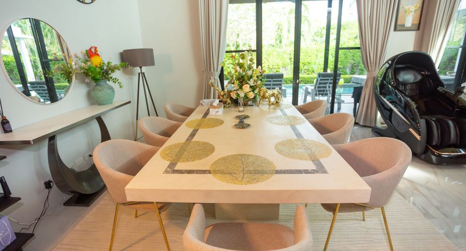 Villa zum Kauf mit 4 Zimmer in Mueang Phuket, Phuket