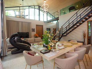 Villa zum Kauf mit 4 Zimmer in Mueang Phuket, Phuket