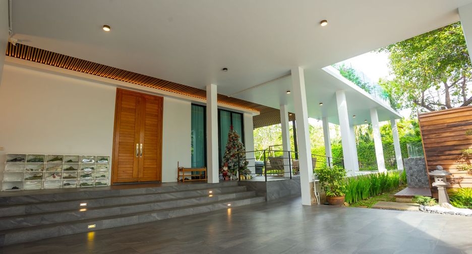 Villa zum Kauf mit 4 Zimmer in Mueang Phuket, Phuket