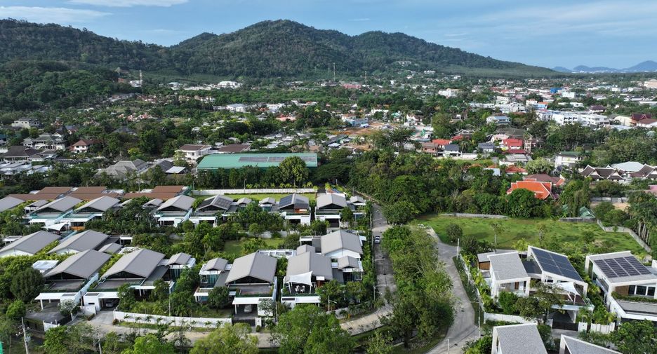 Villa zum Kauf mit 4 Zimmer in Mueang Phuket, Phuket