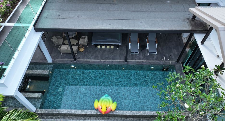 Villa zum Kauf mit 4 Zimmer in Mueang Phuket, Phuket