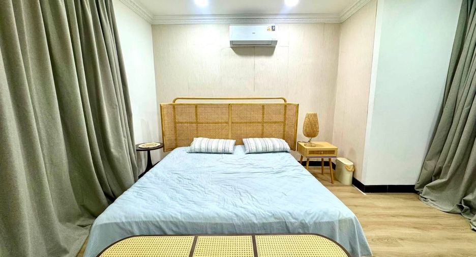 À louer 3 chambres maison à Huay Yai, Pattaya
