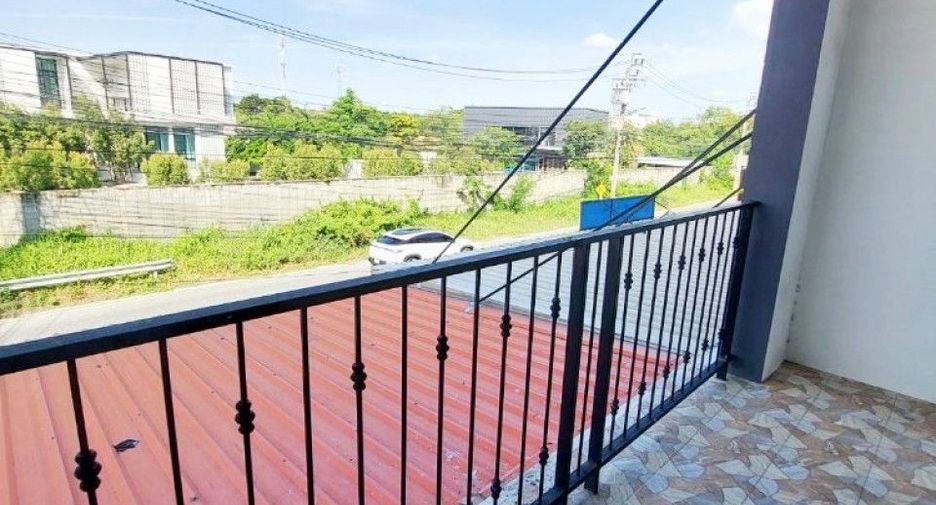 Продажа 3 спальни торговое помещение в Mueang Samut Prakan, Самутпракан