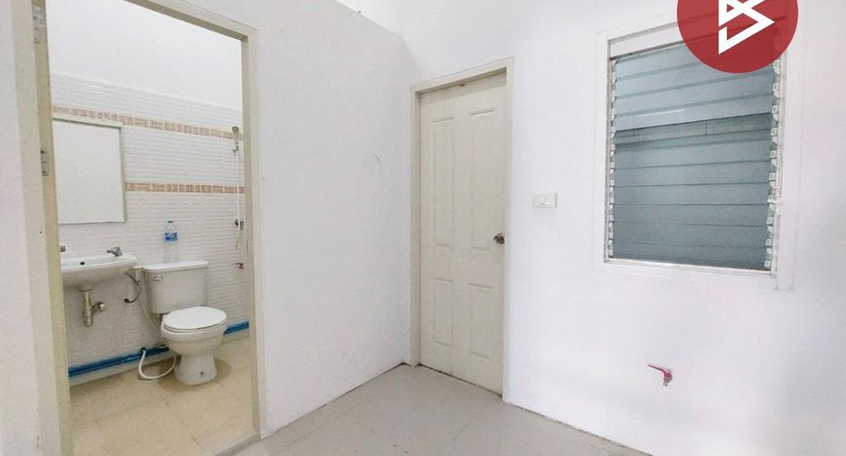 Продажа 3 спальни торговое помещение в Mueang Samut Prakan, Самутпракан