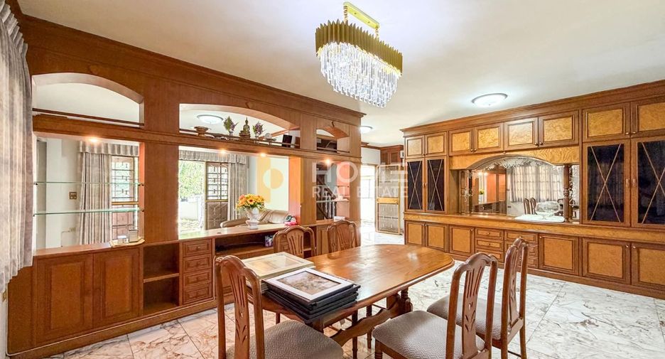 For sale 4 bedrooms house in Bang Khae, Bangkok