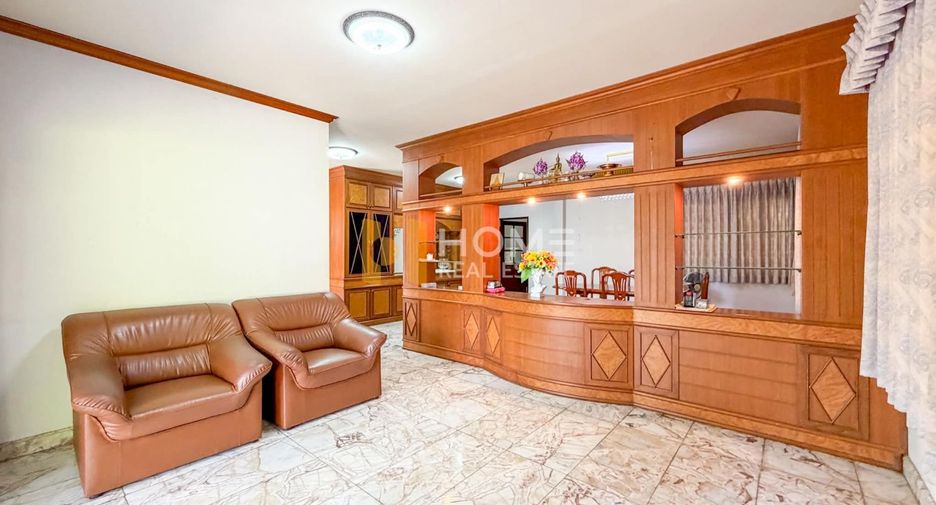 For sale 4 bedrooms house in Bang Khae, Bangkok
