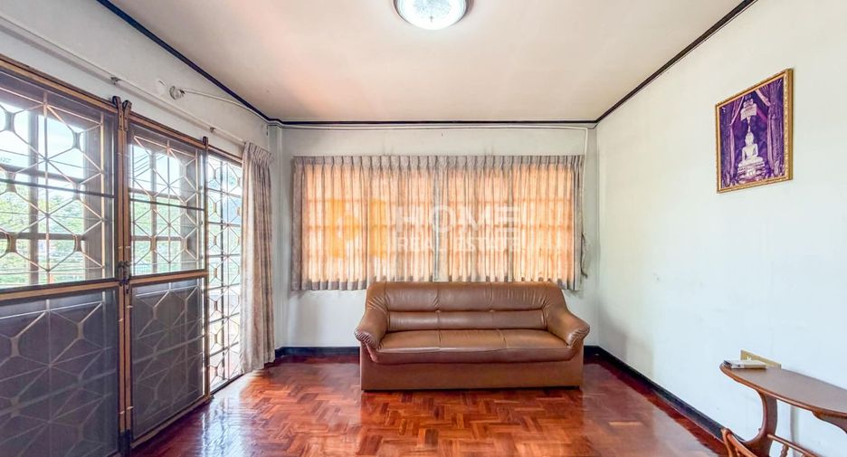 For sale 4 bedrooms house in Bang Khae, Bangkok
