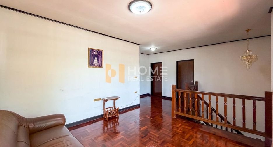 For sale 4 bedrooms house in Bang Khae, Bangkok