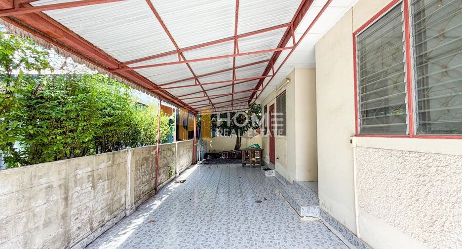 For sale 4 bedrooms house in Bang Khae, Bangkok