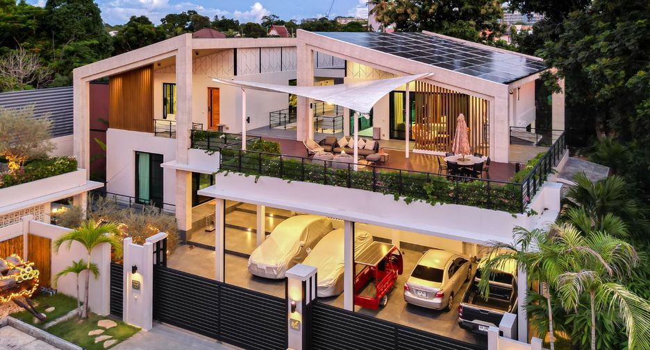 Villa zum Kauf mit 4 Zimmer in Mueang Phuket, Phuket