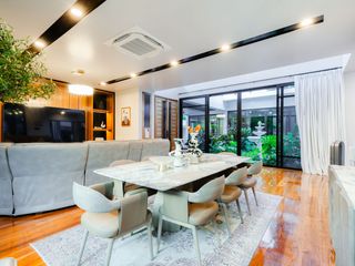 Villa zum Kauf mit 4 Zimmer in Mueang Phuket, Phuket