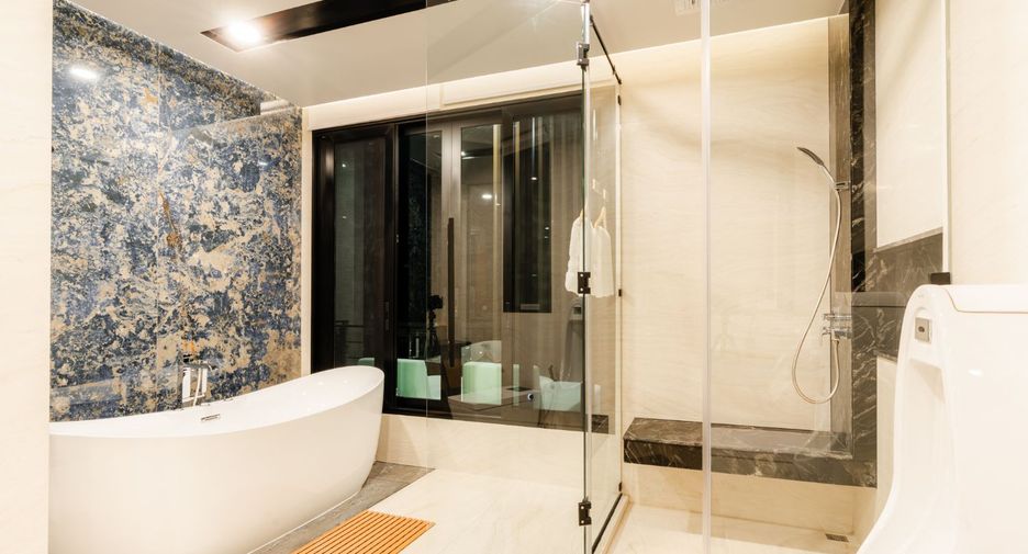 Villa zum Kauf mit 4 Zimmer in Mueang Phuket, Phuket