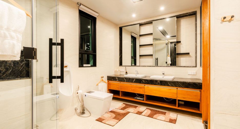 Villa zum Kauf mit 4 Zimmer in Mueang Phuket, Phuket