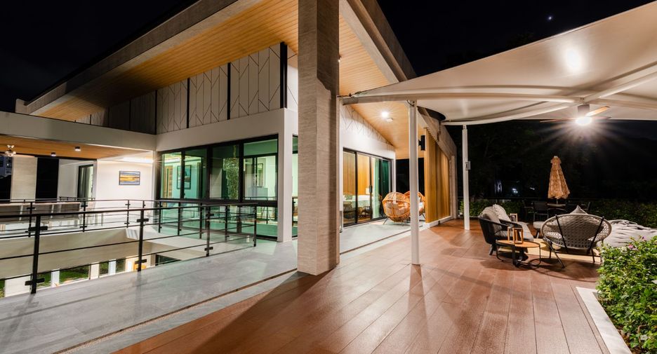 Villa zum Kauf mit 4 Zimmer in Mueang Phuket, Phuket