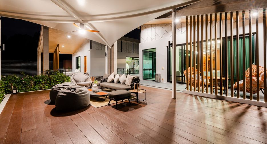 Villa zum Kauf mit 4 Zimmer in Mueang Phuket, Phuket
