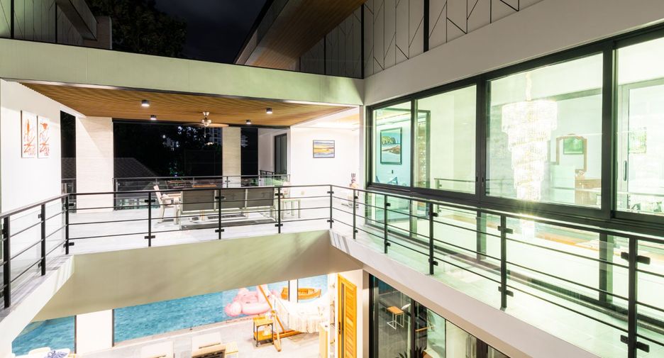 Villa zum Kauf mit 4 Zimmer in Mueang Phuket, Phuket