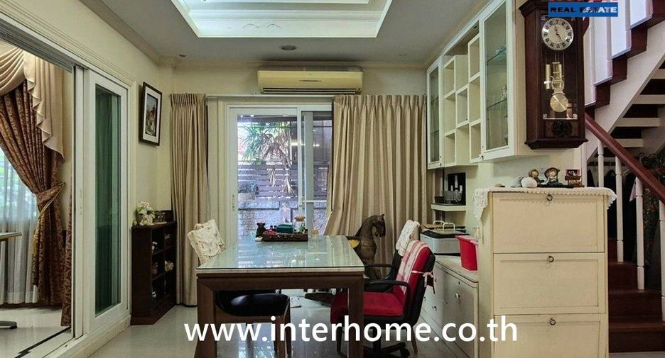 For sale 3 bedrooms house in Bueng Kum, Bangkok