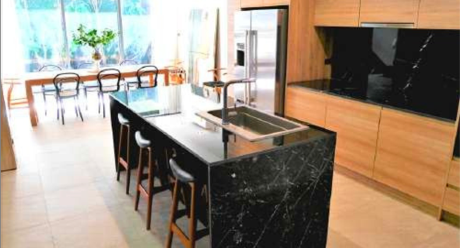 ขาย 4 ห้องนอน บ้านเดี่ยว ใน วัฒนา, กรุงเทพฯ