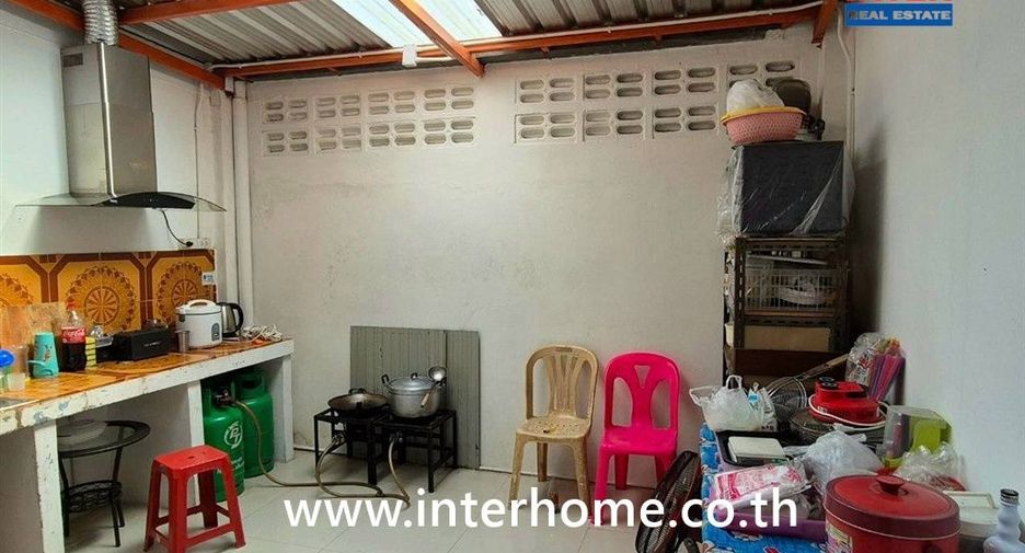 Gewerbefläche zum Kauf mit 2 Zimmer in Bang Bua Thong, Nonthaburi